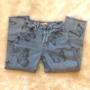 TRADE DO NOT BuY UNLESS U R THE ONe TRADING WITH MeButterfly Straight Leg Jeans